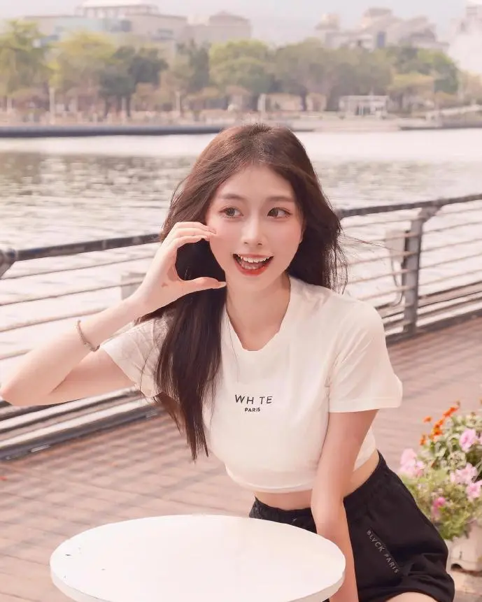 华泰证券APP界面